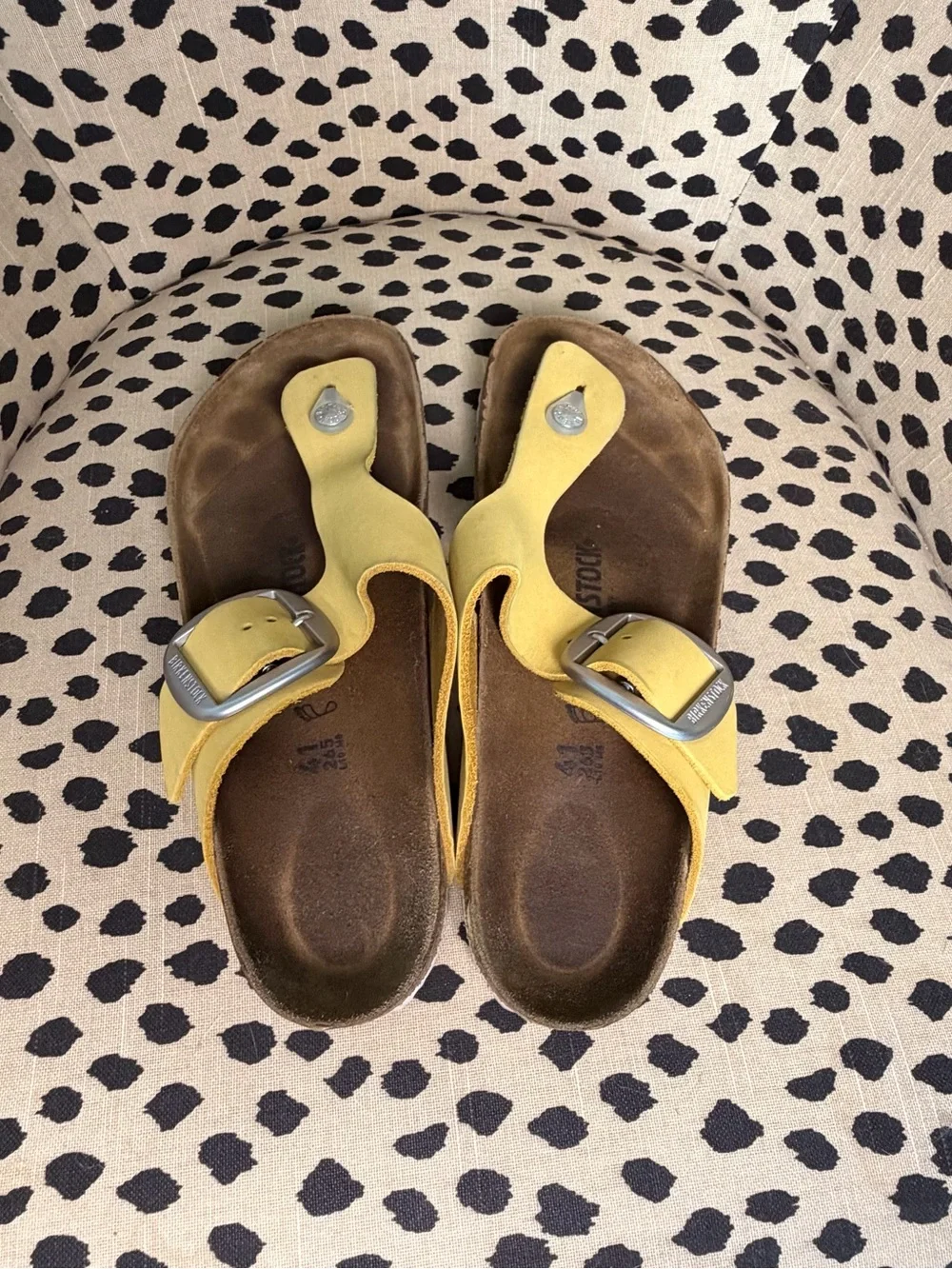 Birkenstock Gizeh Yellow Thong Sandals Big Buckle Accent